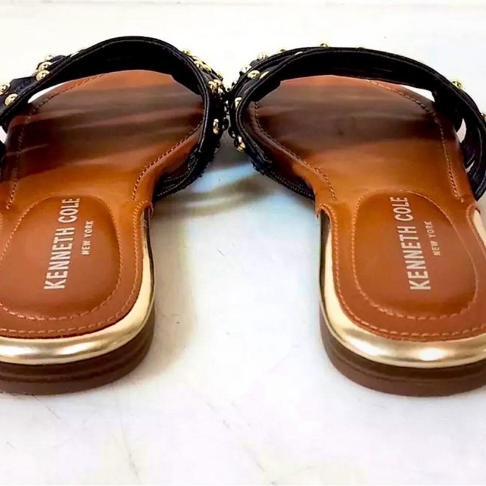 Kenneth Cole Kenneth Lyzelle' Black Faux-Leather Studded Sandals 9M - Picture 4 of 7